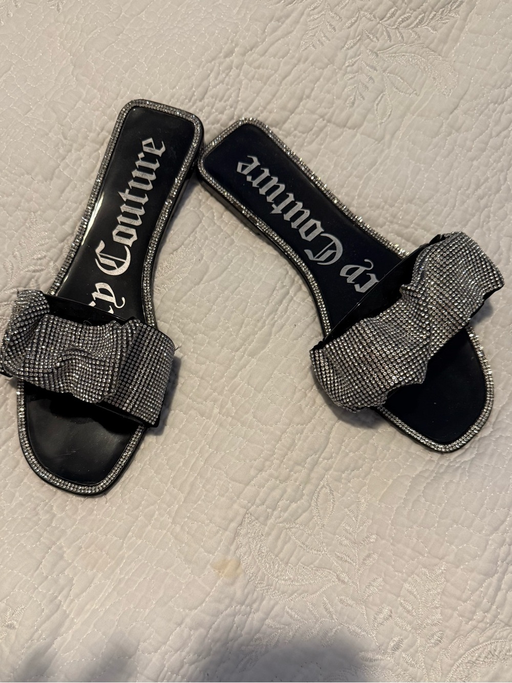 ✨ Rhinestone Bow Slide Sandals – Black